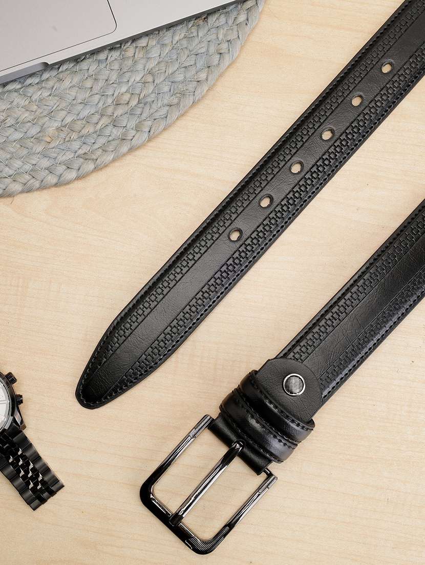 men black pin buckle closure belt