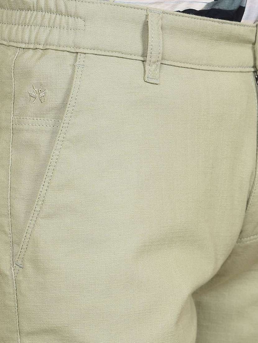 men neo mint solid mid rise slim fit short - 21881379 - Standard Image - 5