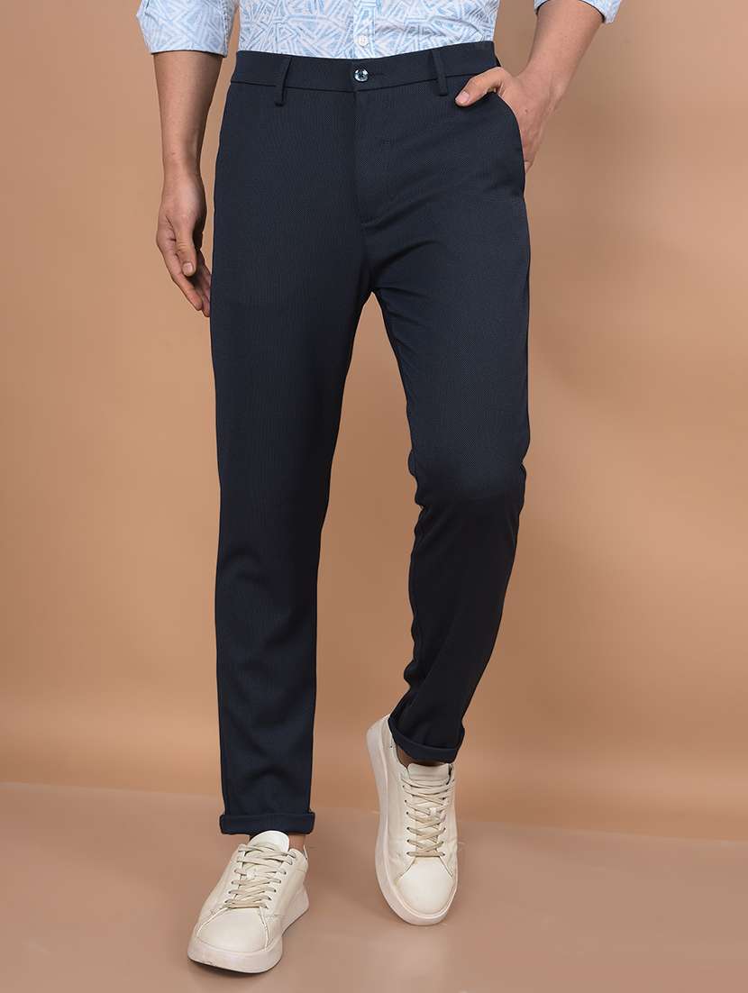 men solid mid rise slim fit chinos casual trouser