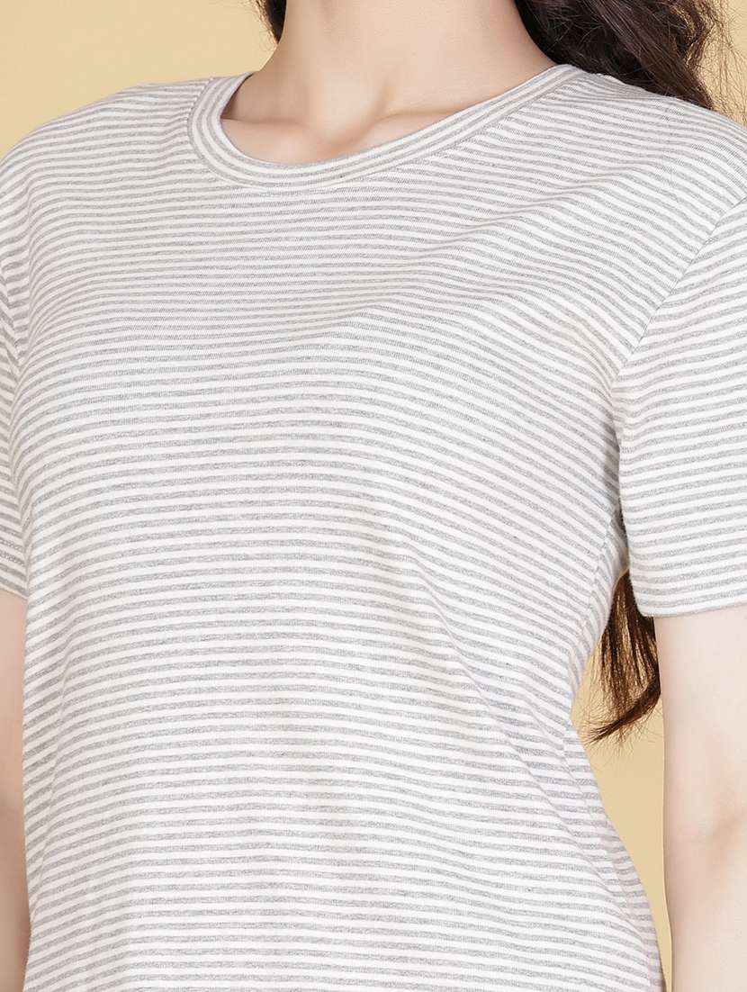 women printed short sleeve regular fit t-shirt - 21881524 -  Standard Image - 5