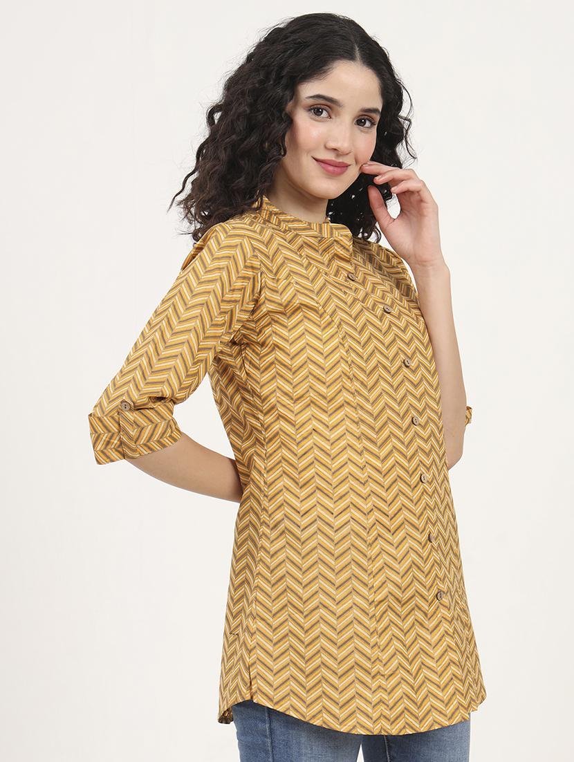 women printed roll-up sleeves kurti - 21881716 - Standard Image - 3