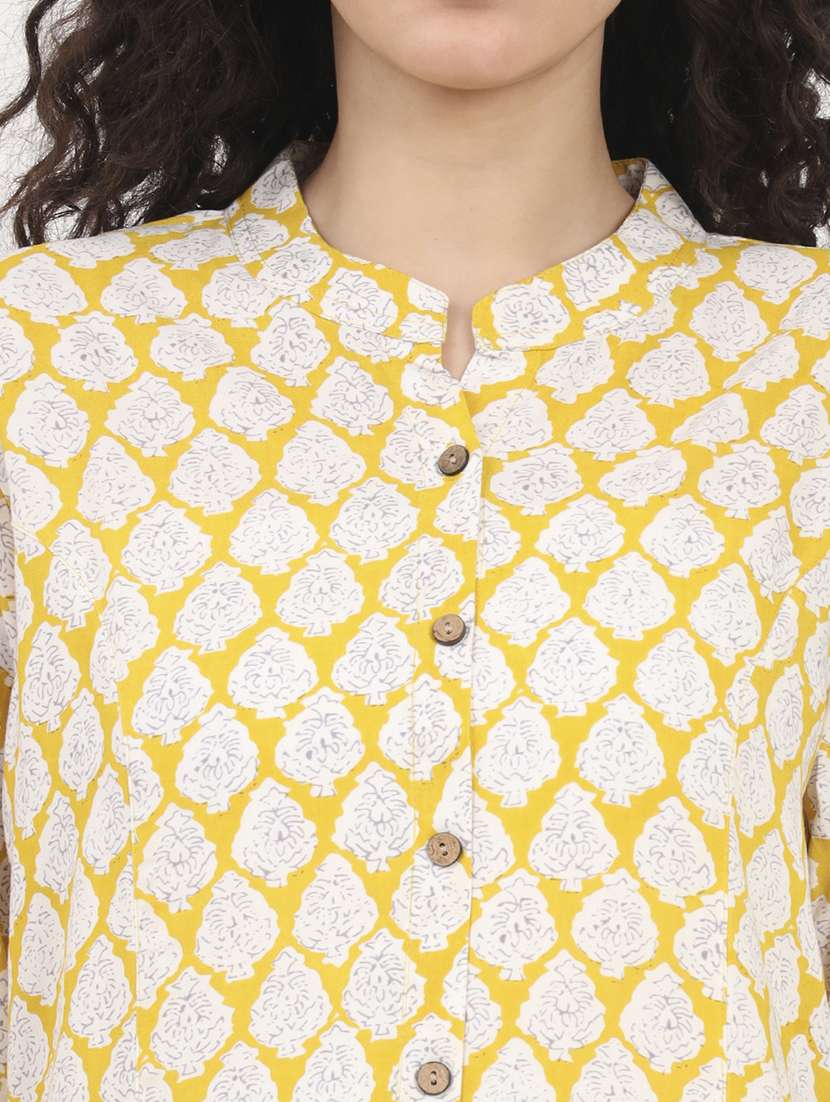 women printed roll-up sleeves kurti - 21881717 - Standard Image - 5