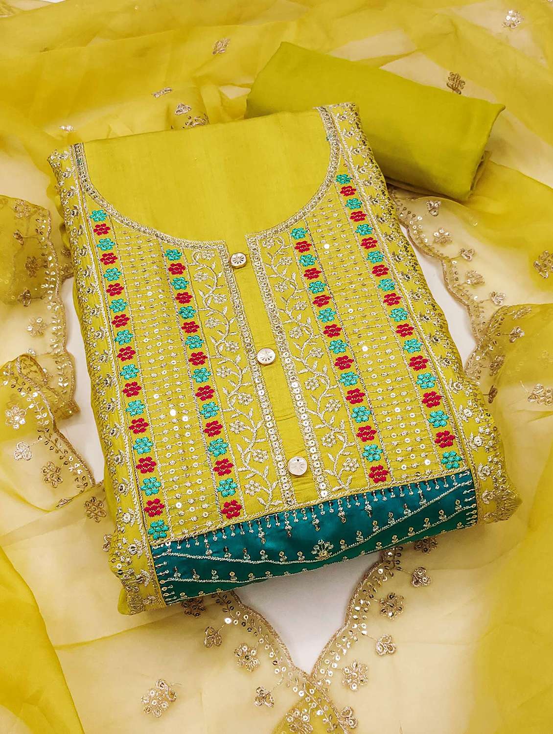 women embroidered unstitched suit set - 21887980 - Zoom Image - 0