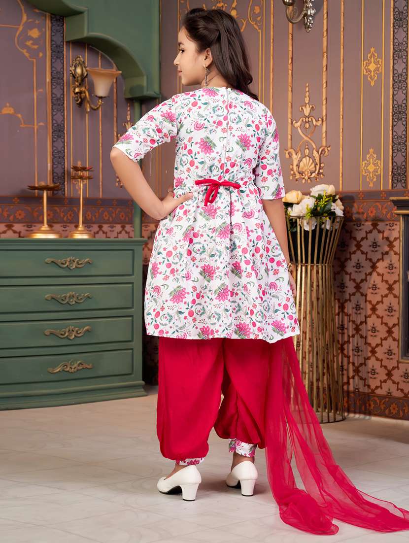 girls floral printed kurta and patiyala with dupatta   - 21900963 -  Standard Image - 3