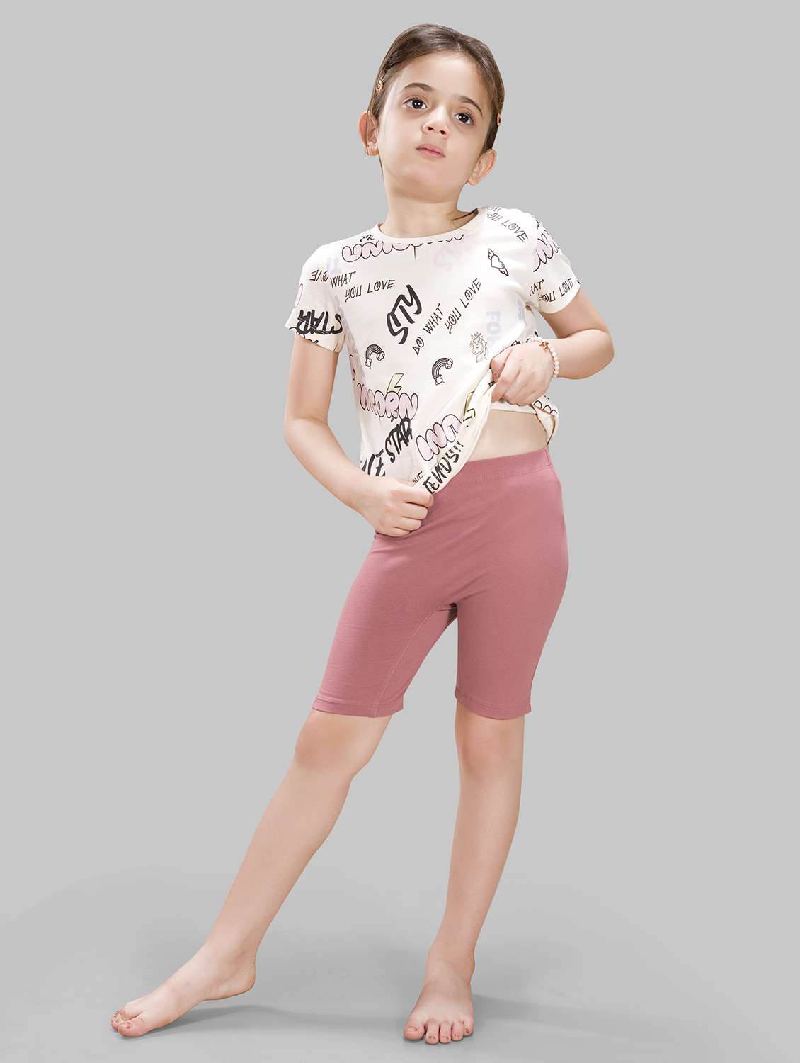 girls pack of 3 printed shorts - 21901323 -  Standard Image - 3