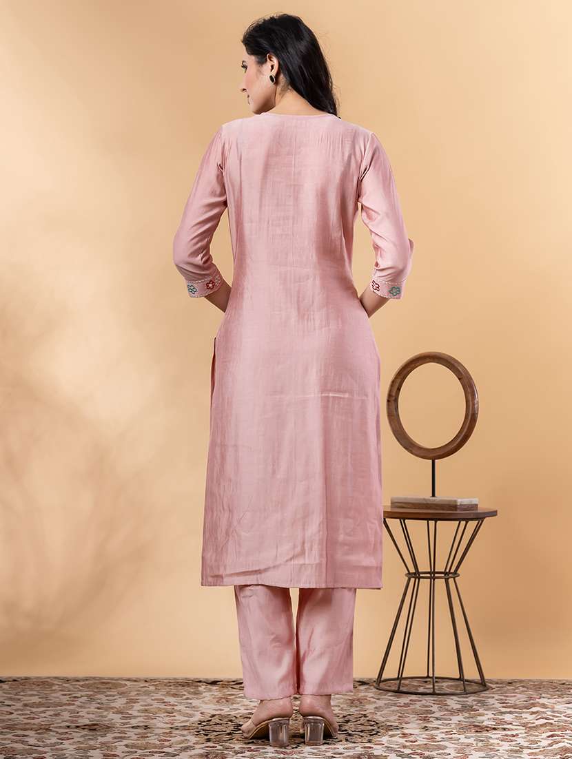 women three quarter sleeve kurta pant set - 21901520 -  Standard Image - 3