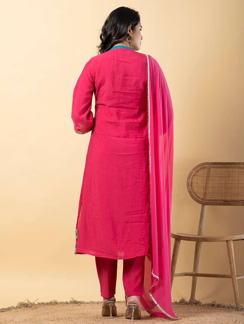 women three quarter sleeve kurta pant with dupatta set - 21901521 -  Standard Image - 3