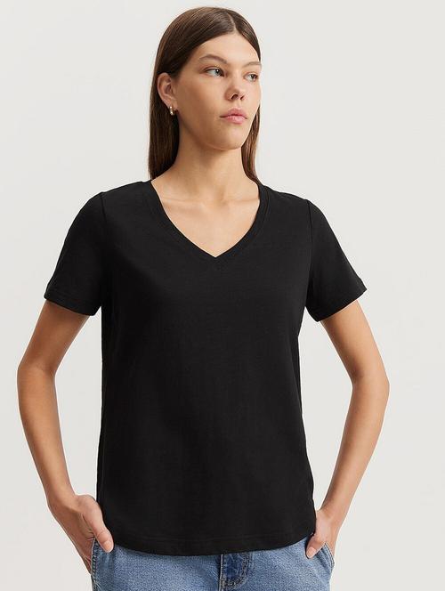 women solid short sleeves regular fit t-shirt - 21902925 -  Standard Image - 0