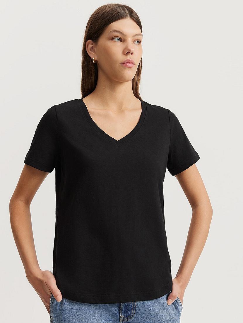 women solid short sleeves regular fit t-shirt - 21902925 -  Zoom Image - 0