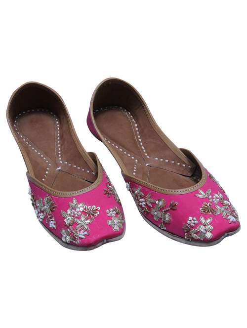 women handmade embroidered punjabi jutti - 21904328 -  Standard Image - 0
