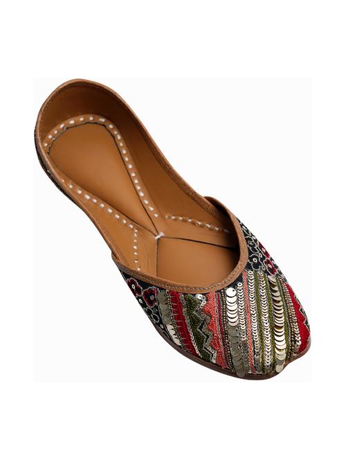 women handmade embroidered punjabi jutti - 21904376 -  Standard Image - 0