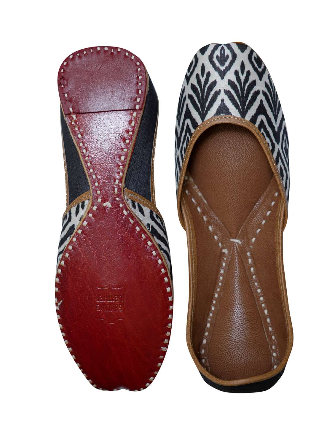 women handmade printed fabric punjabi jutti - 21904397 -  Standard Image - 3