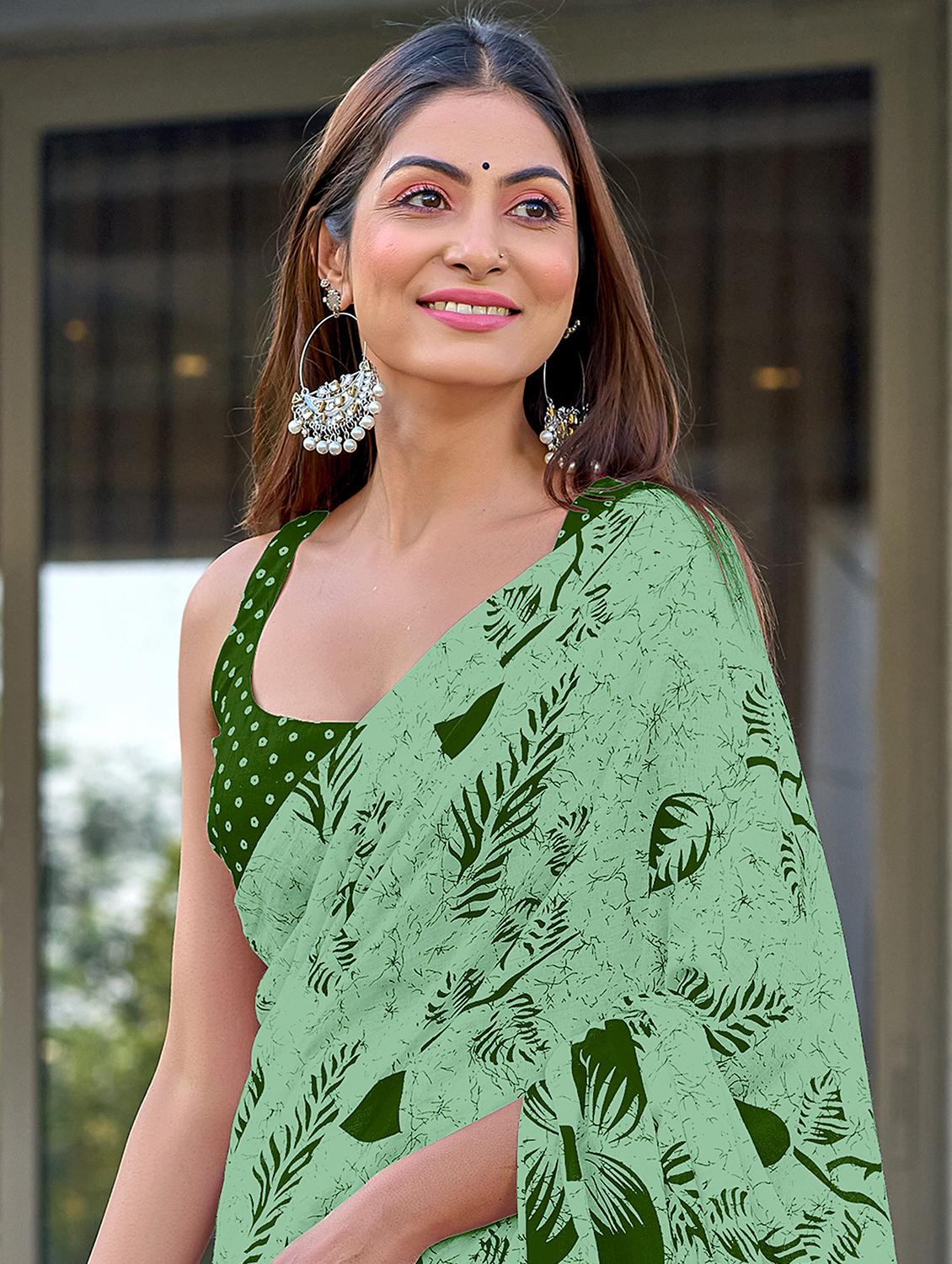women printed casual wear saree with blouse - 21905307 - Standard Image - 3
