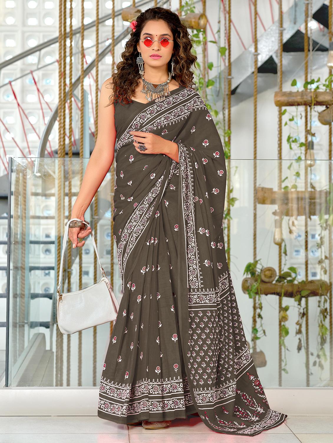 women printed casual wear saree with blouse - 21905310 - Zoom Image - 0