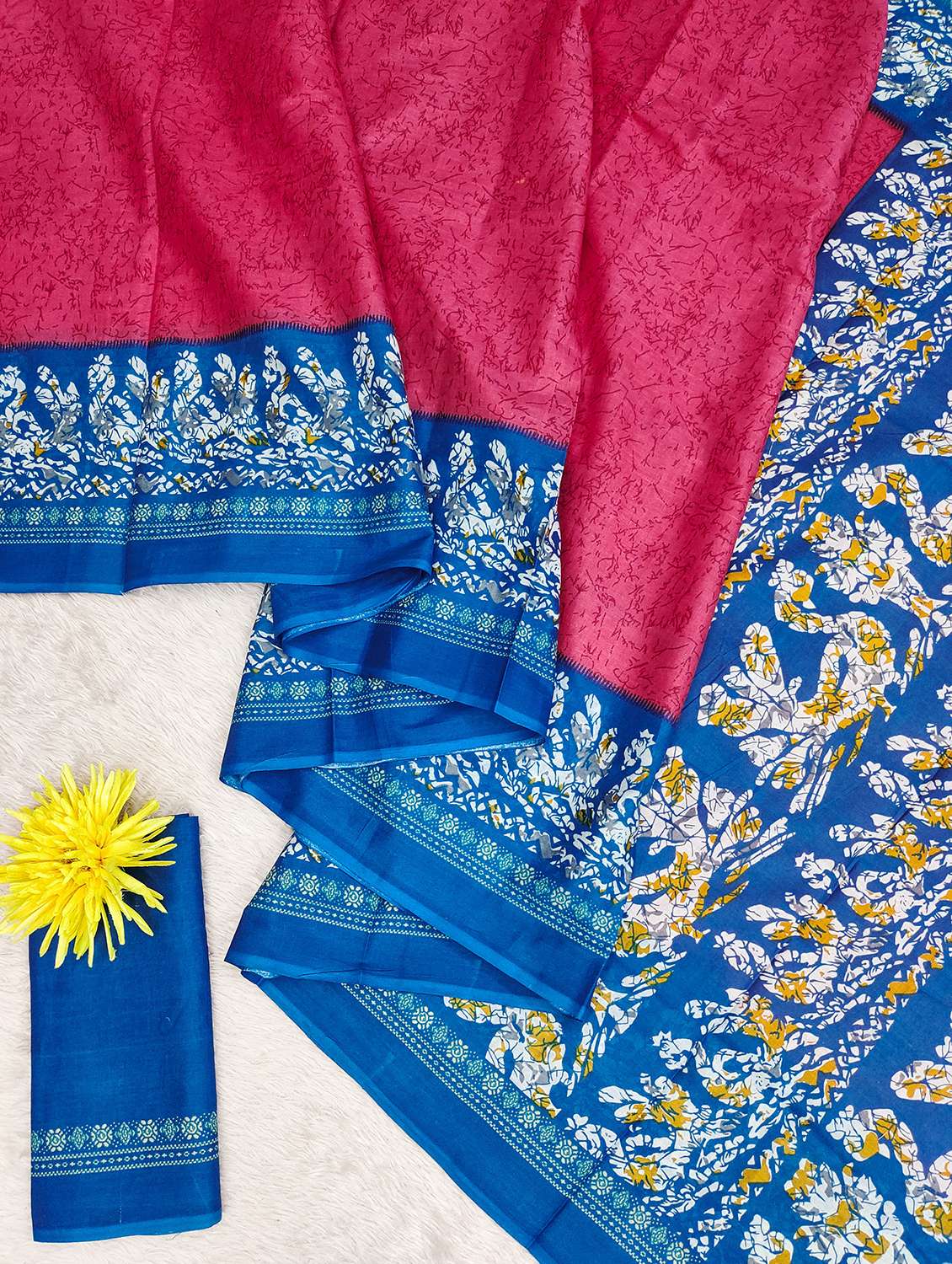 women printed casual wear saree with blouse - 21905316 - Standard Image - 5