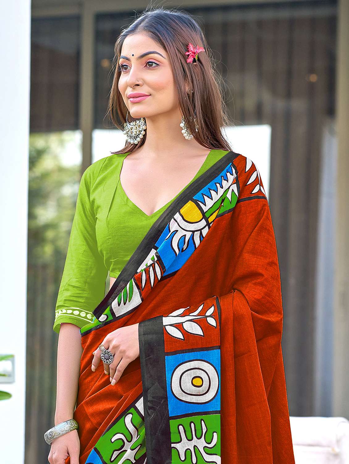 women printed casual wear saree with blouse - 21905347 - Standard Image - 3
