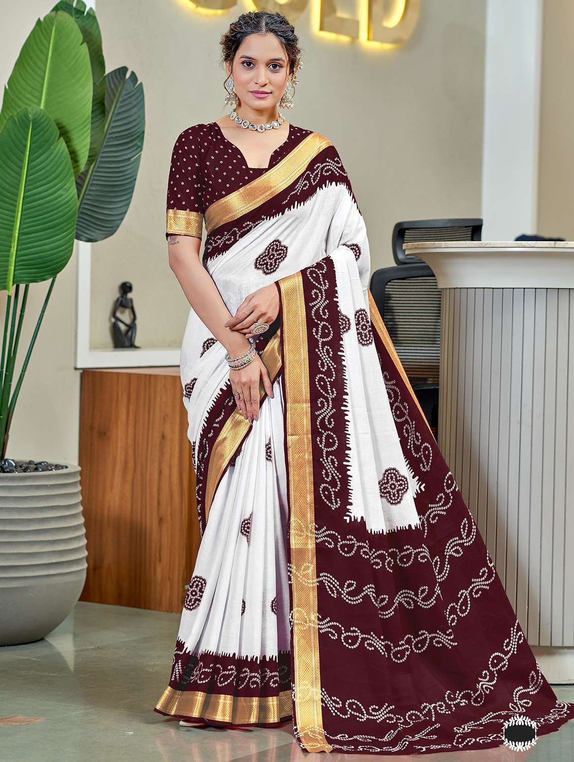 women bandhani printed casual wear saree with blouse