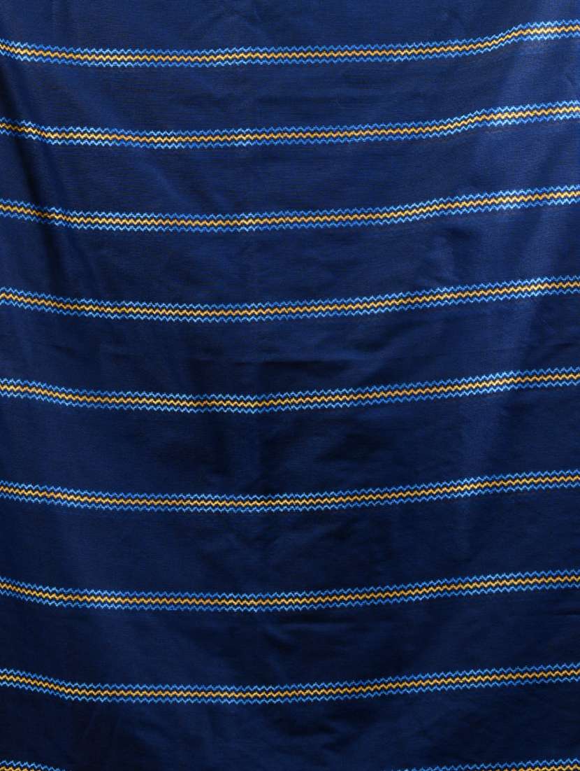 women striped handloom saree with blouse - 21905515 -  Standard Image - 5