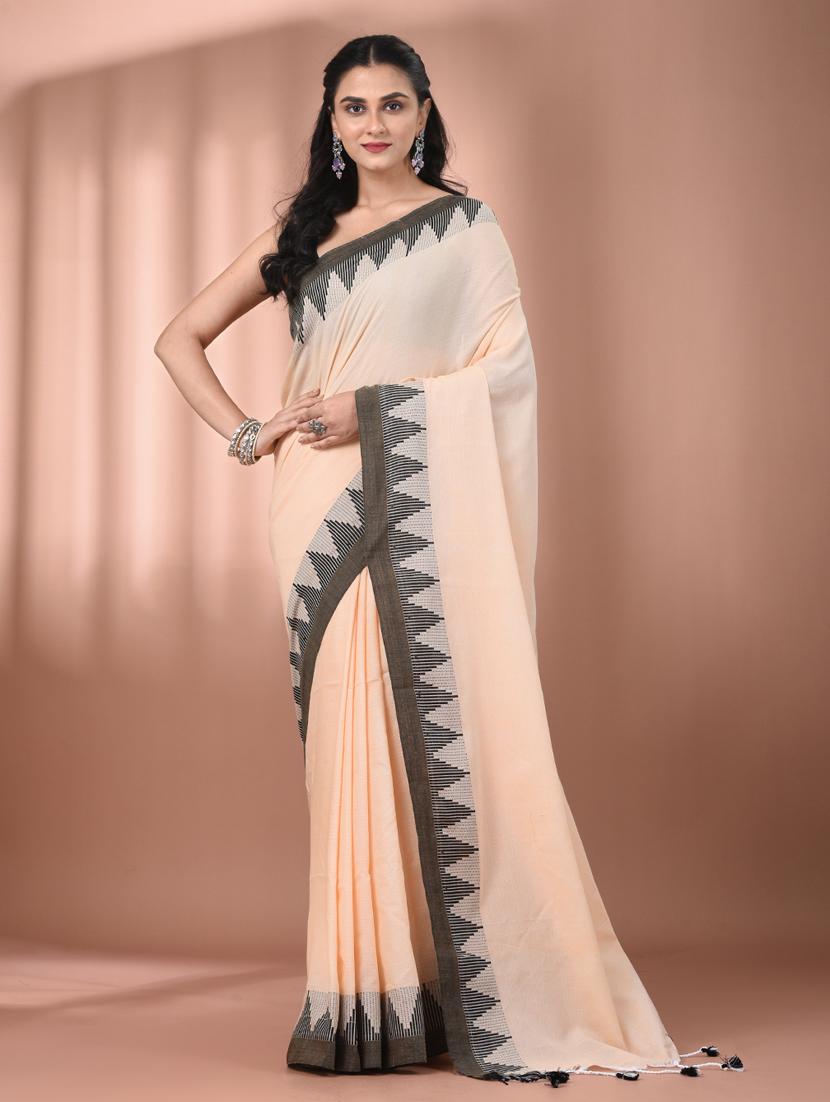 women solid with bordered handloom saree with blouse - 21905516 - Zoom Image - 0