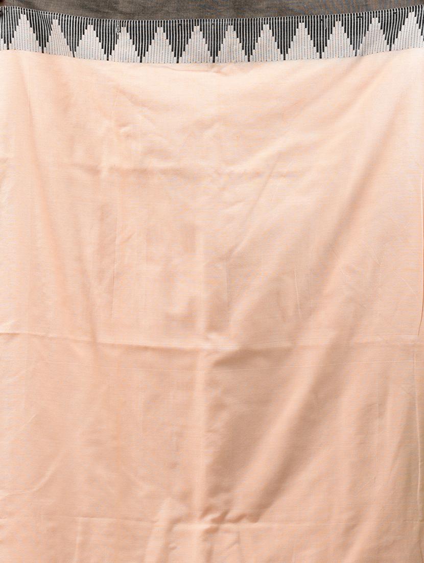 women solid with bordered handloom saree with blouse - 21905516 - Standard Image - 5