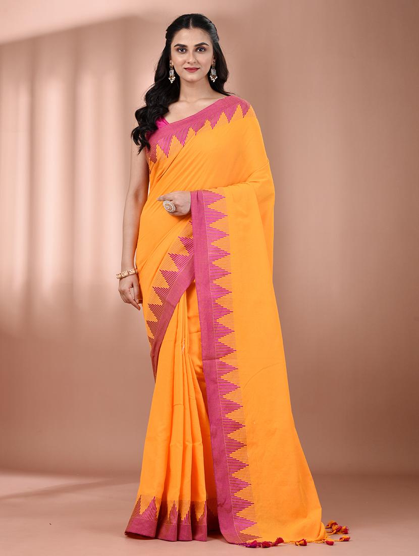 women solid with bordered handloom saree with blouse - 21905517 - Zoom Image - 0