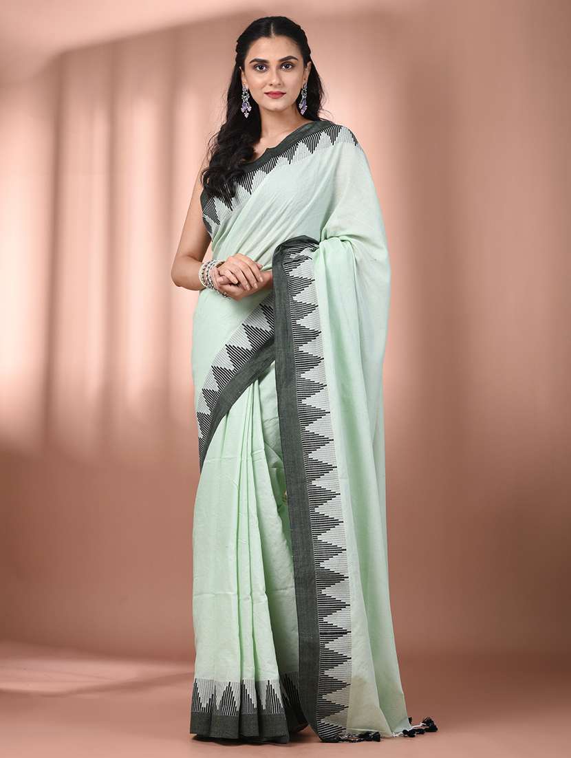 women solid with bordered handloom saree with blouse