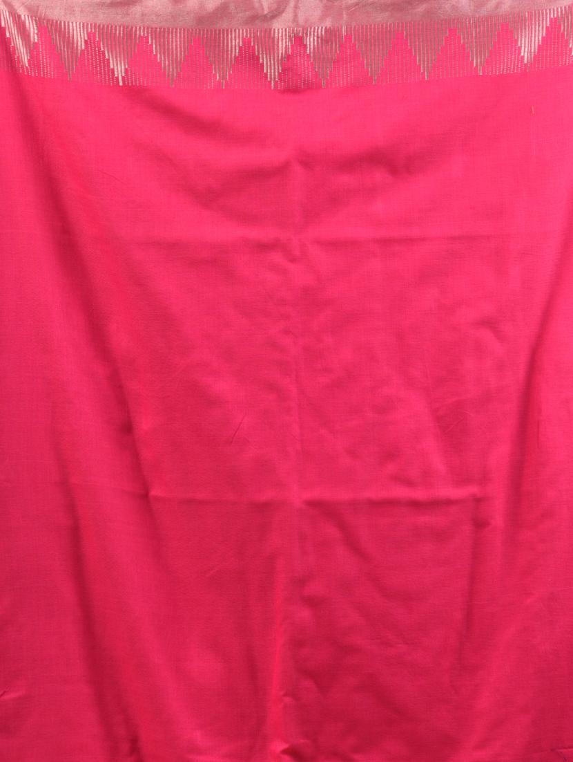 women solid with bordered handloom saree with blouse - 21905520 - Standard Image - 5