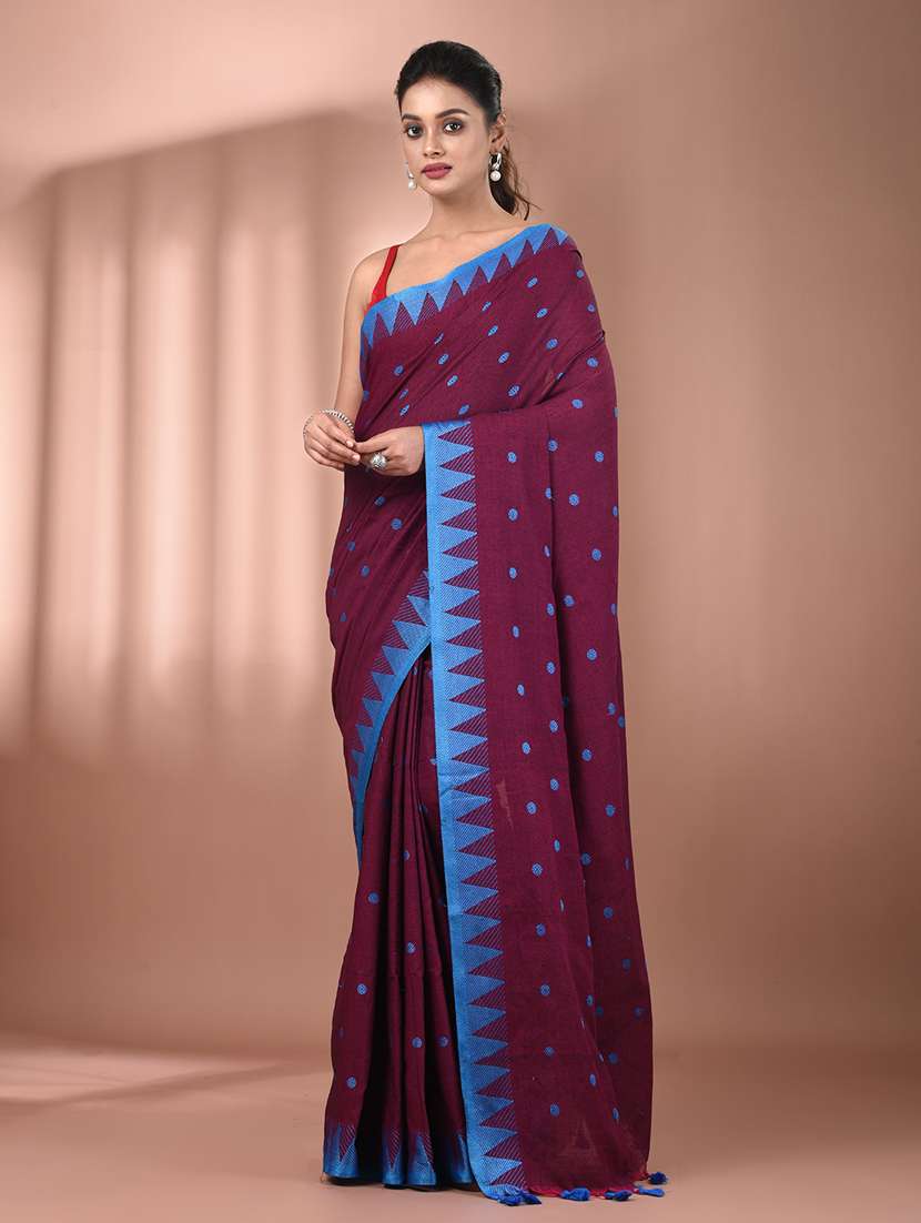 women self design handloom saree with blouse - 21905523 - Zoom Image - 0