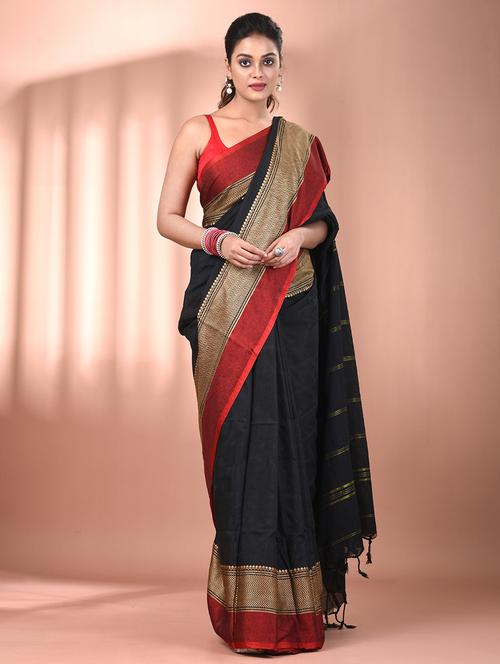 women striped handloom saree with blouse - 21905528 -  Standard Image - 0