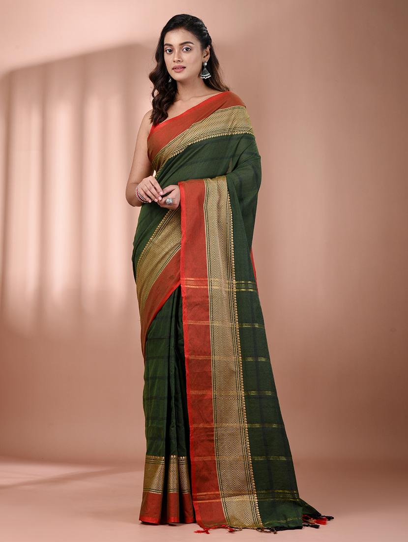 women striped handloom saree with blouse - 21905529 - Zoom Image - 0