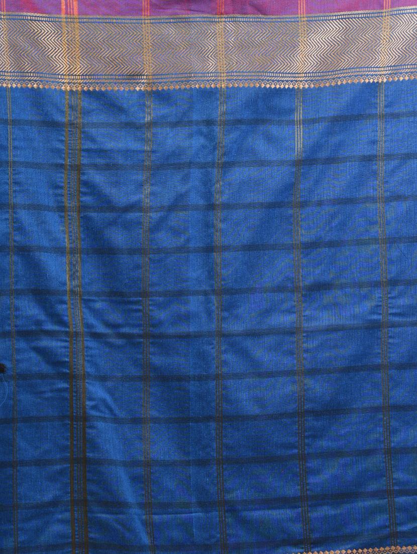 women striped handloom saree with blouse - 21905530 - Standard Image - 5