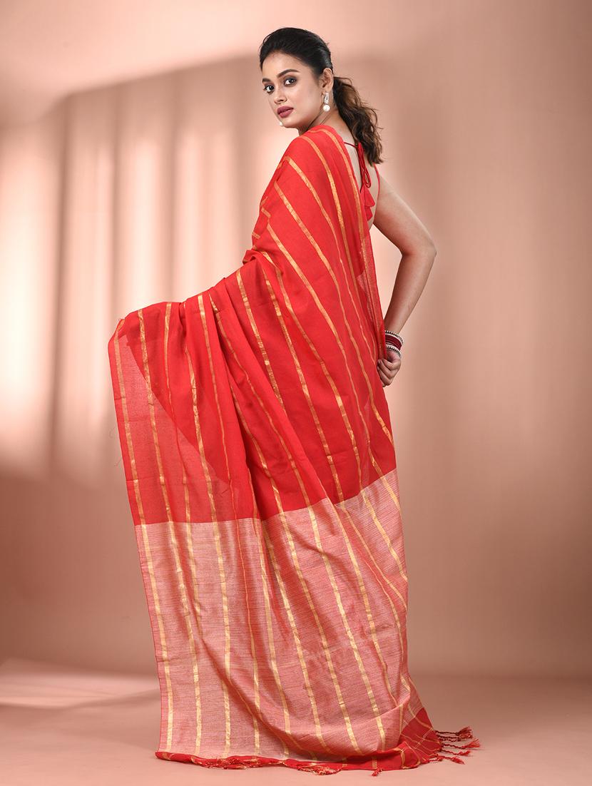 women striped handloom saree with blouse - 21905551 - Standard Image - 3