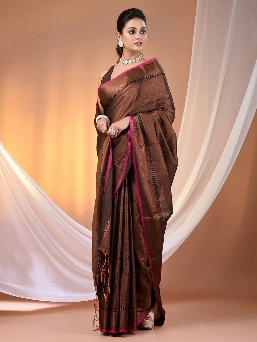 women brown handloom saree with blouse - 21905570 - Zoom Image - 0