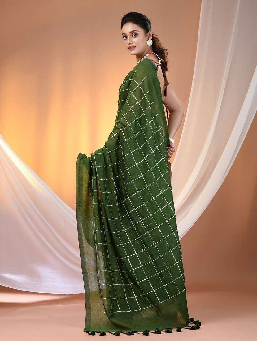 women checkered handloom saree with blouse - 21905578 -  Standard Image - 3