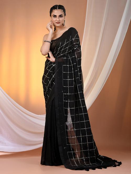 women checkered handloom saree with blouse - 21905584 -  Standard Image - 0