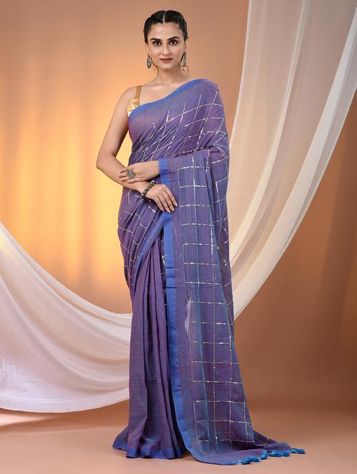 women checkered handloom saree with blouse - 21905585 -  Standard Image - 0