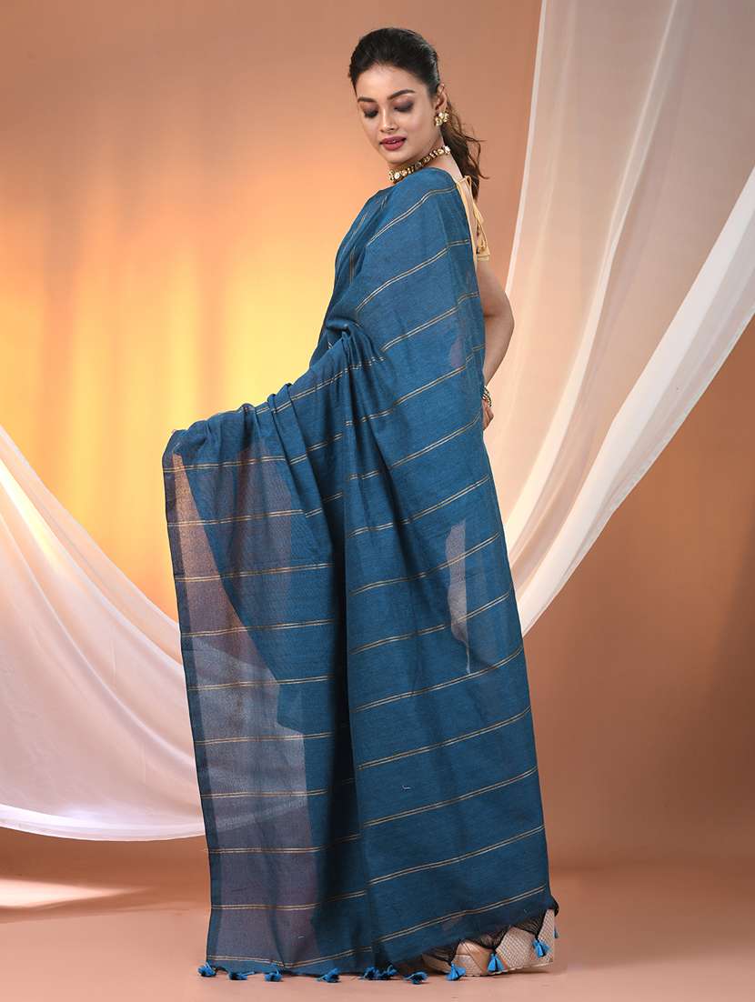 women striped handloom saree with blouse - 21905594 -  Standard Image - 3