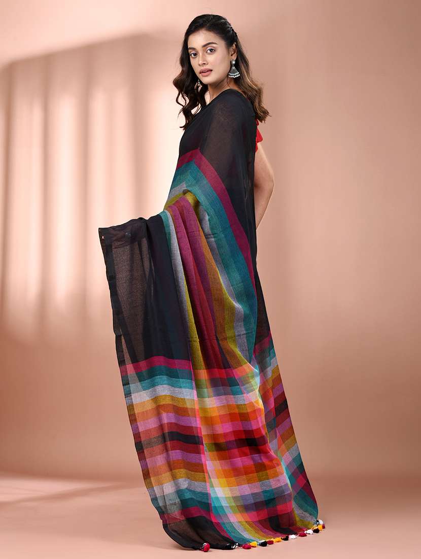women black handloom saree - 21905610 - Standard Image - 3