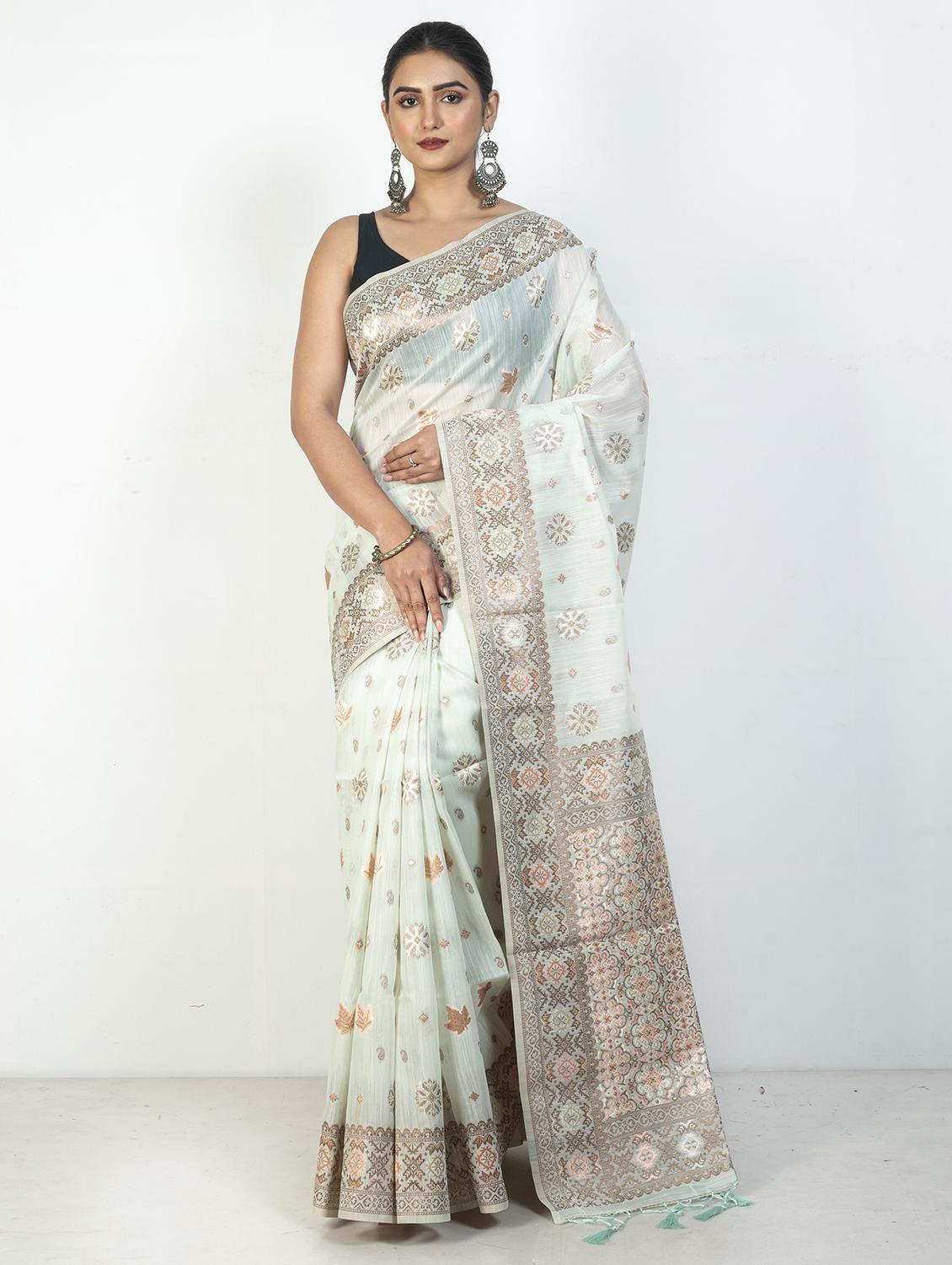 women self design handloom saree with blouse - 21905687 -  Zoom Image - 0