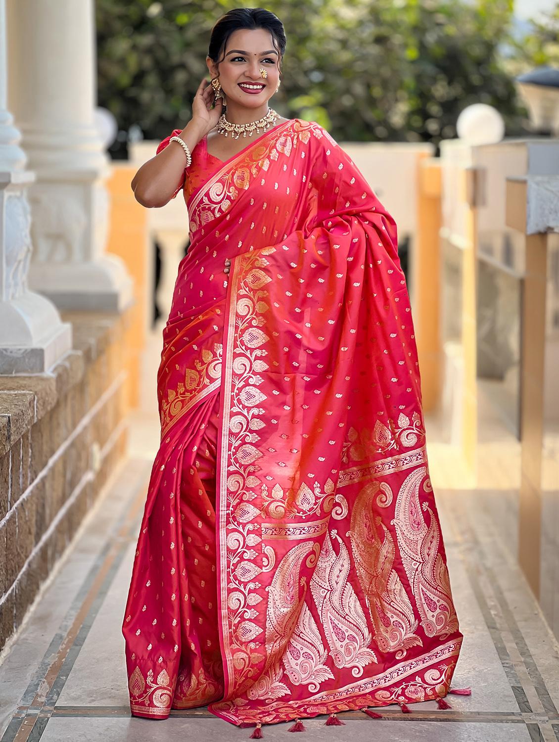 women self design banarasi saree with blouse - 21905774 -  Zoom Image - 0