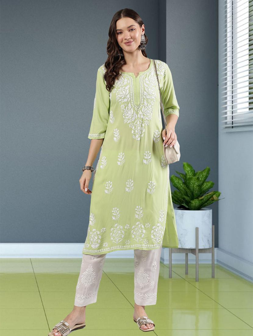 women three quarter sleeve straight chikankari kurta - 21906067 - Zoom Image - 0