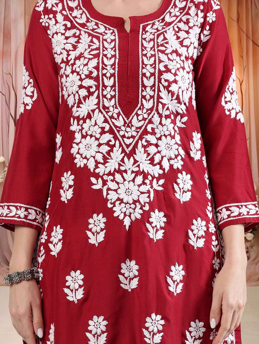 women three quarter sleeve straight chikankari kurta - 21906072 -  Standard Image - 5