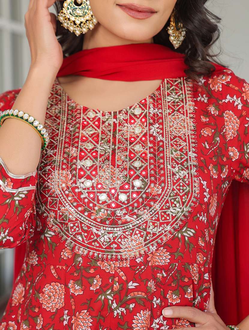 women three quarter sleeve kurta pant with dupatta set - 21906184 -  Standard Image - 5