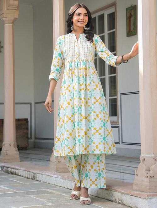 women three quarter sleeve kurta palazzo set - 21906189 -  Standard Image - 0