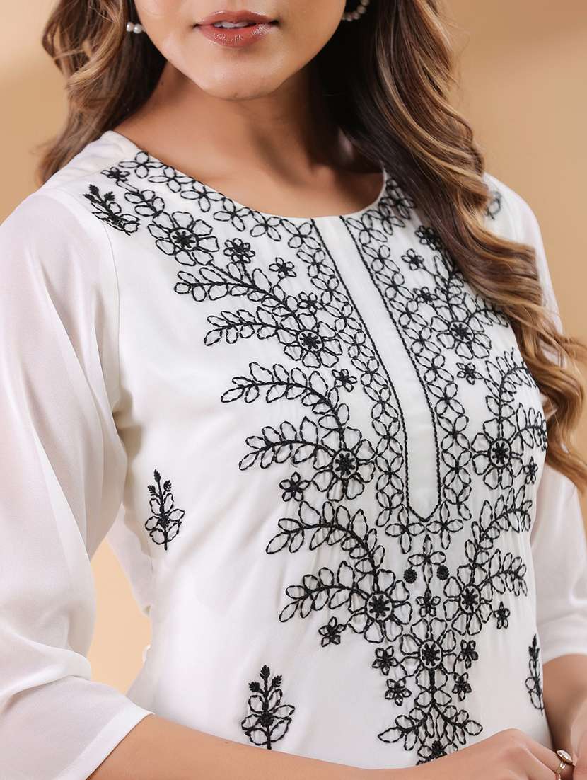 women three quarter sleeve straight kurta - 21906199 - Standard Image - 5