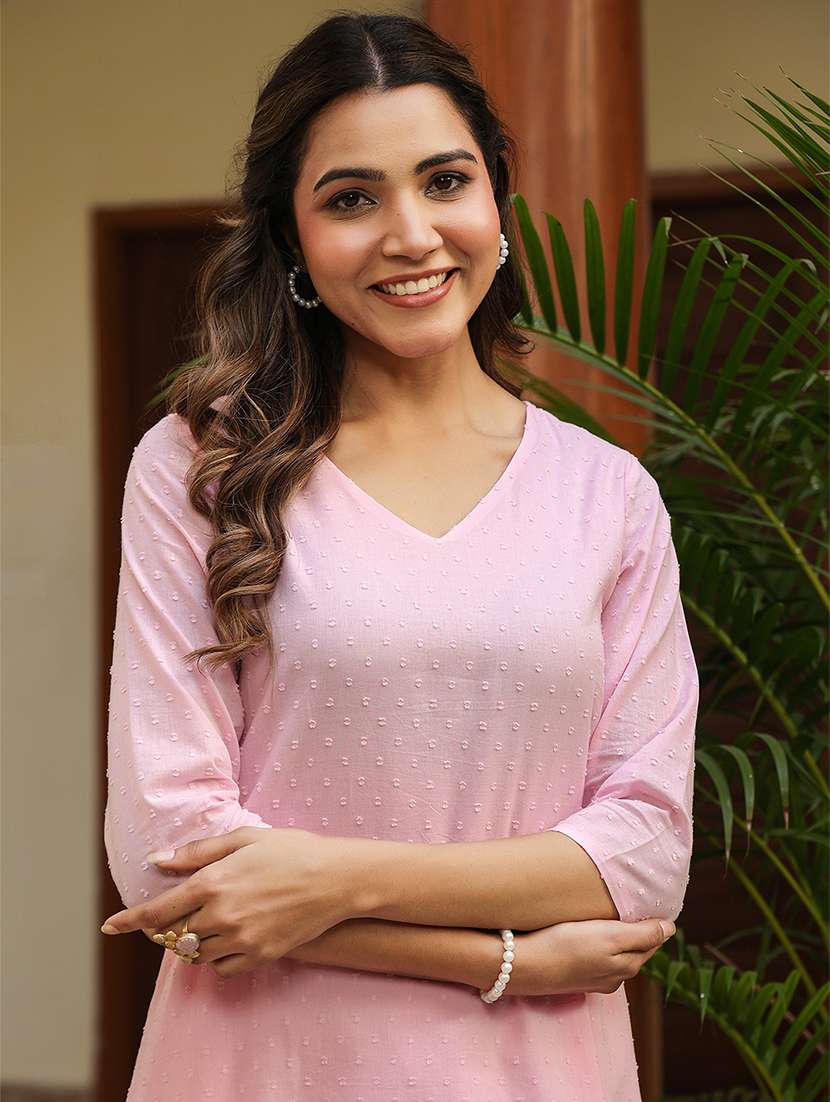 women three quarter sleeve kurta pant set - 21906213 -  Standard Image - 3