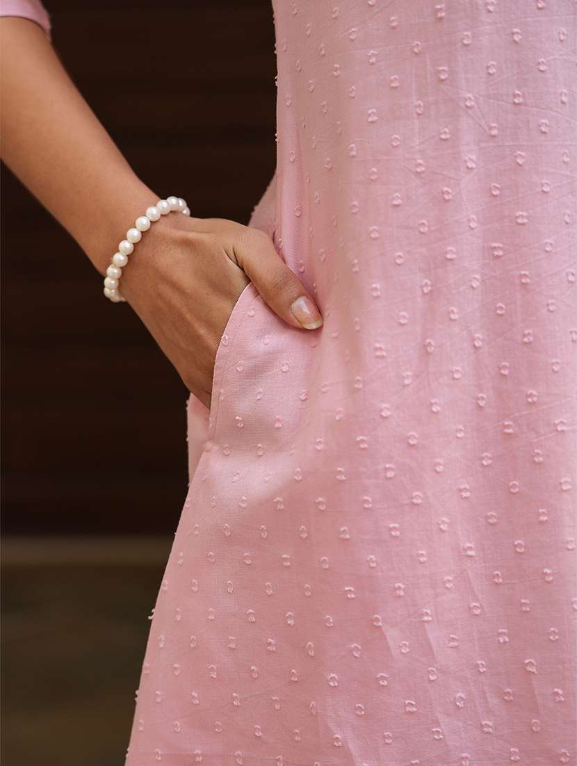 women three quarter sleeve kurta pant set - 21906213 -  Standard Image - 5