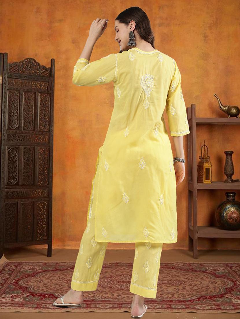 women three quarter sleeve chikankari kurta pant set - 21906320 - Standard Image - 3