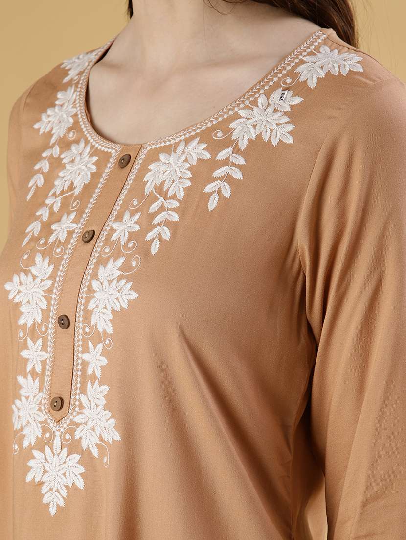 women embroidered three quarter sleeve kurti - 21907091 -  Standard Image - 5