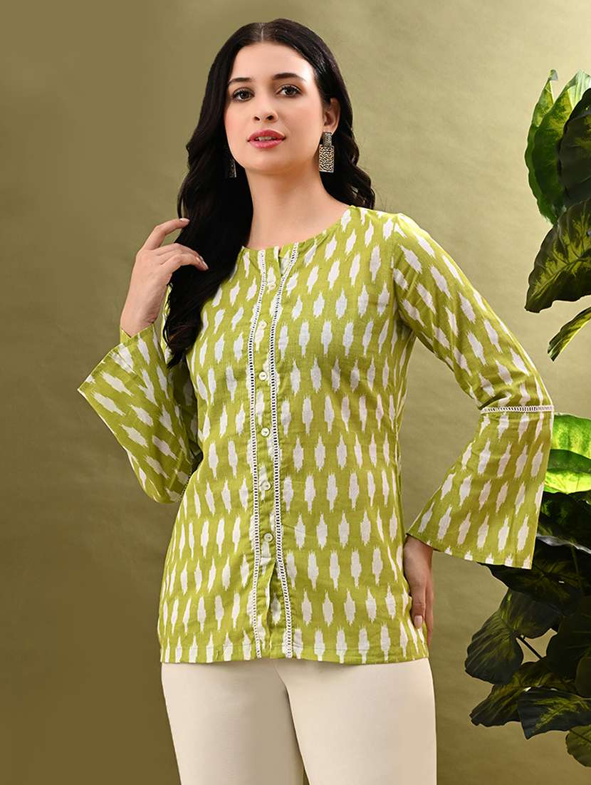 women printed bell sleeves regular top